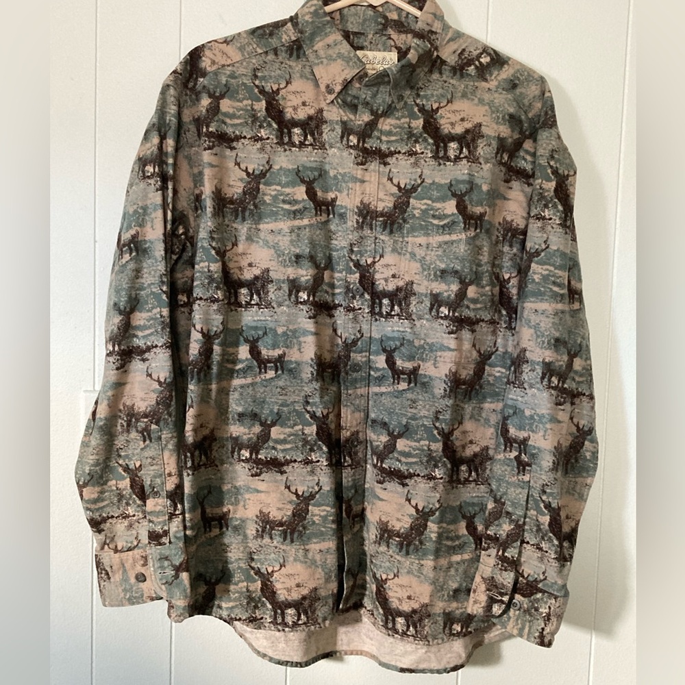 Cabela's SZ L green Elk Print Casual Chamois Button Down Shirt 100% cotton